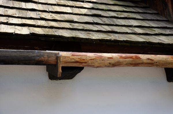 Cost of Wood Gutters Installation in Burlington