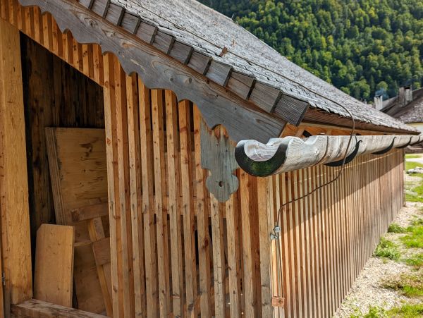 Cost of Wood Gutter Installation in Burlington